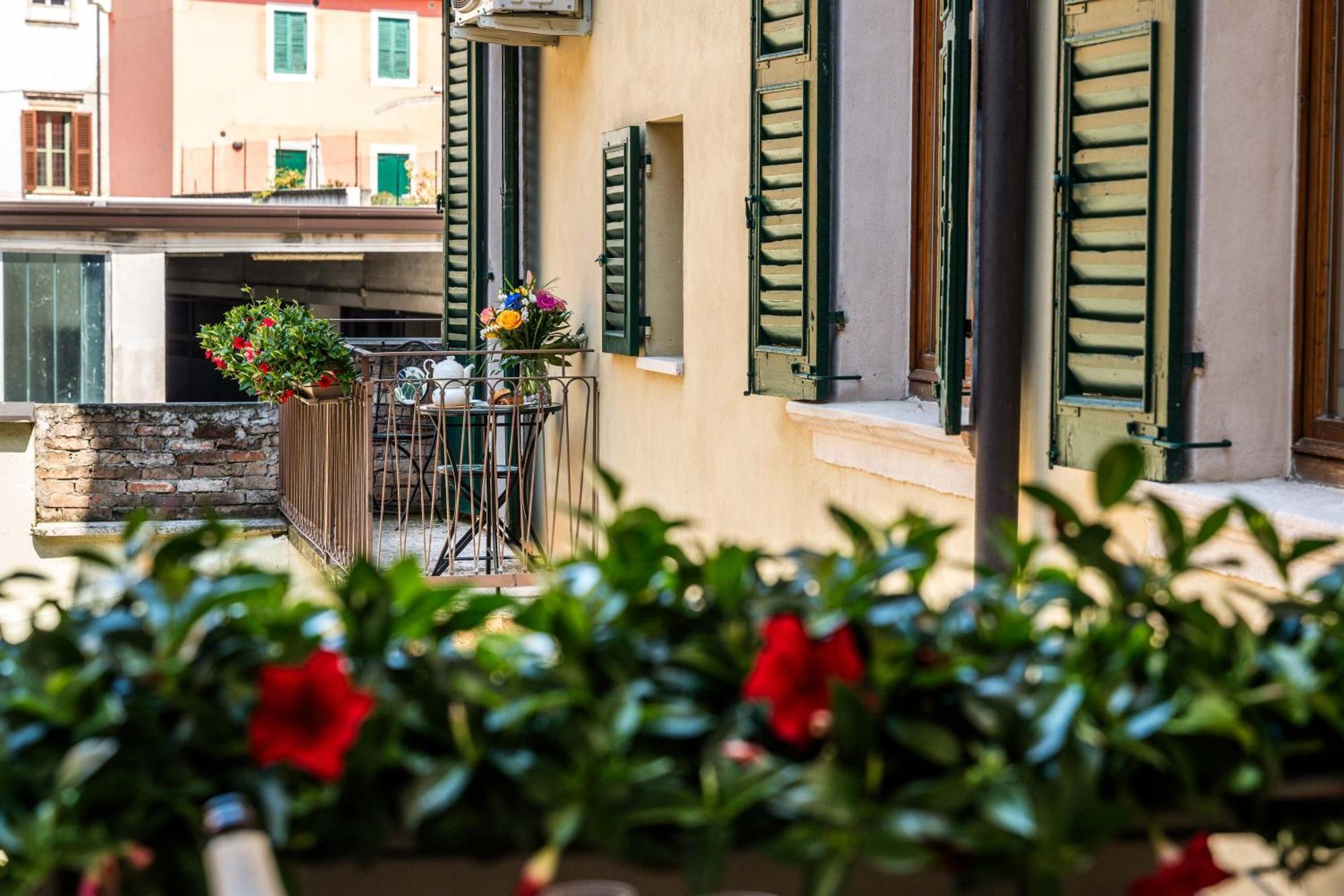 Apartamento Palazzo Ristori Verona Exterior foto