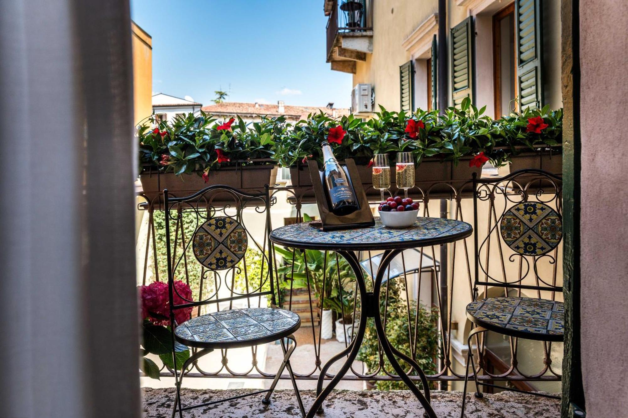 Apartamento Palazzo Ristori Verona Exterior foto