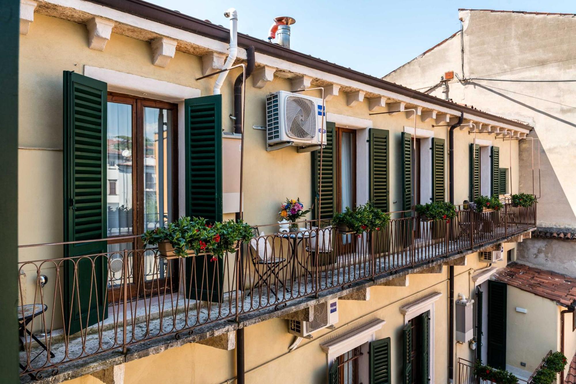 Apartamento Palazzo Ristori Verona Exterior foto